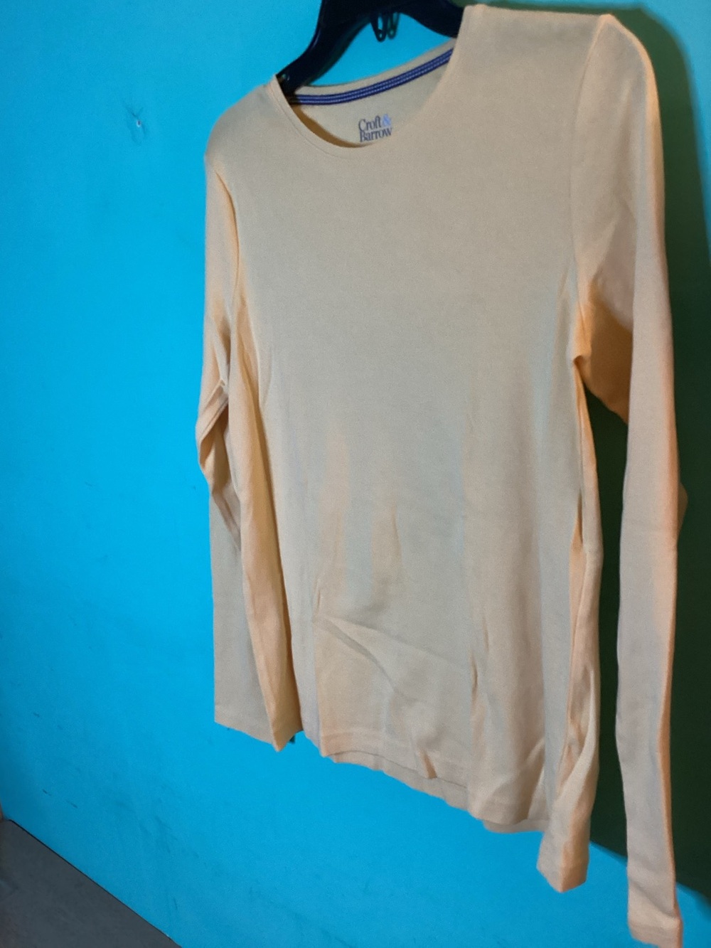 Croft & Barrow The Classic Tee Long Sleeve Size Small EUC